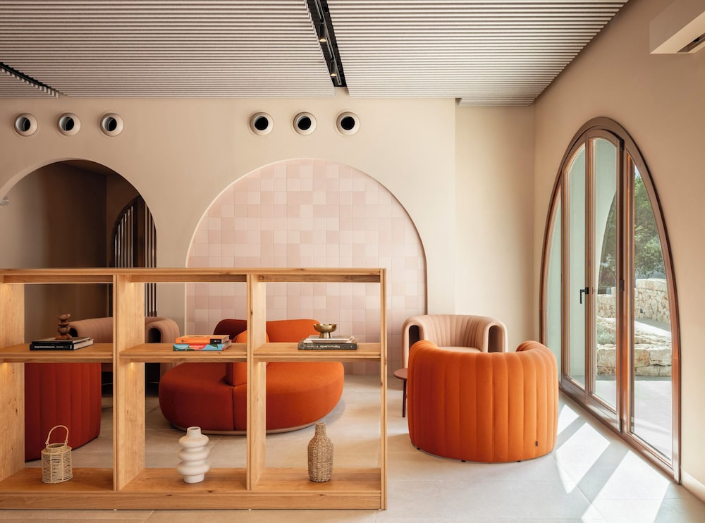 Inturotel Esmeralda Park — Hotel building in Cala d´Or, Balearic Islands