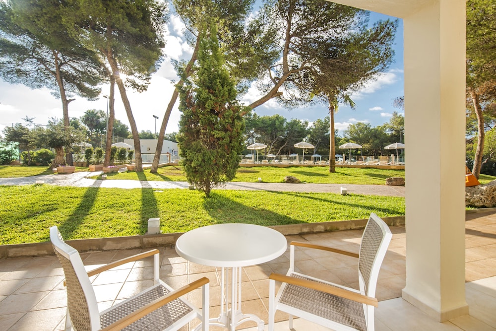Iberostar Waves Club Cala Barca - All inclusive — Sports & recreation in Portopetro, Balearic Islands