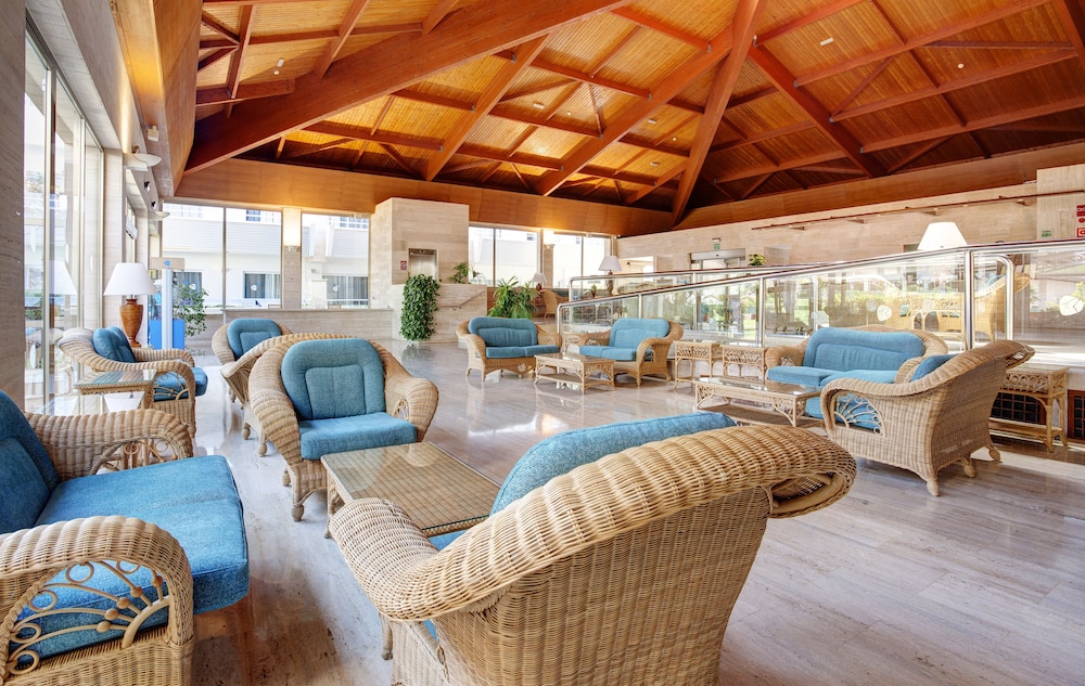 Grupotel Mallorca Mar — Hotel building in Cala Bona, Balearic Islands
