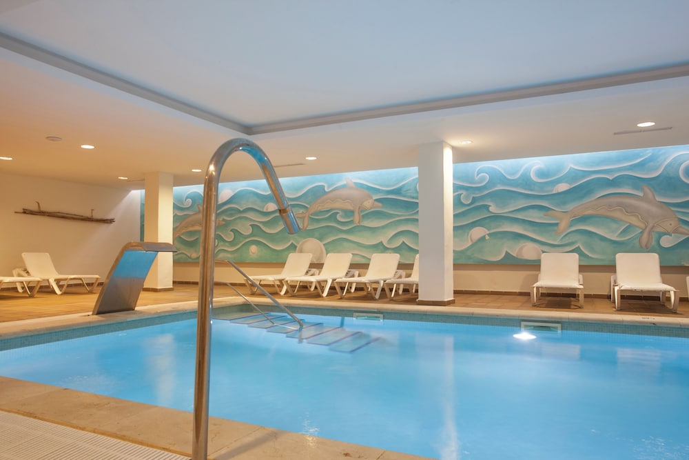 Grupotel Mallorca Mar — Swimming pool in Cala Bona, Balearic Islands