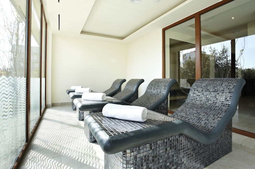 Grupotel Montecarlo — Spa in Can Picafort, Balearic Islands