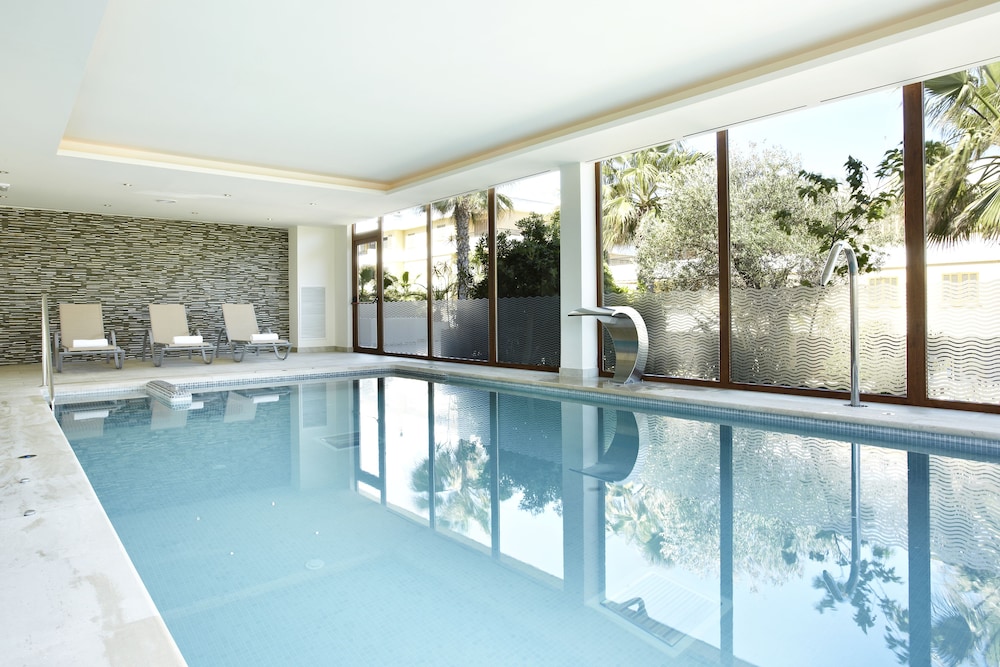 Grupotel Montecarlo — Swimming pool in Can Picafort, Balearic Islands