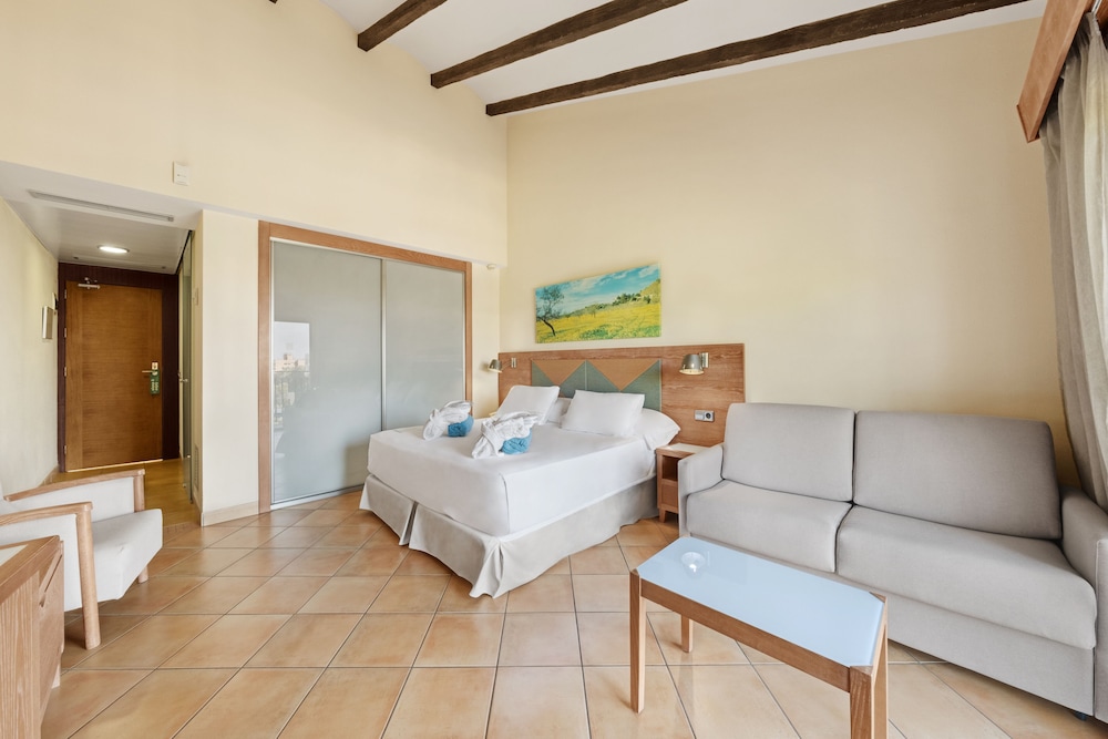 Occidental Playa de Palma — Hotel rooms in Playa de Palma, Balearic Islands