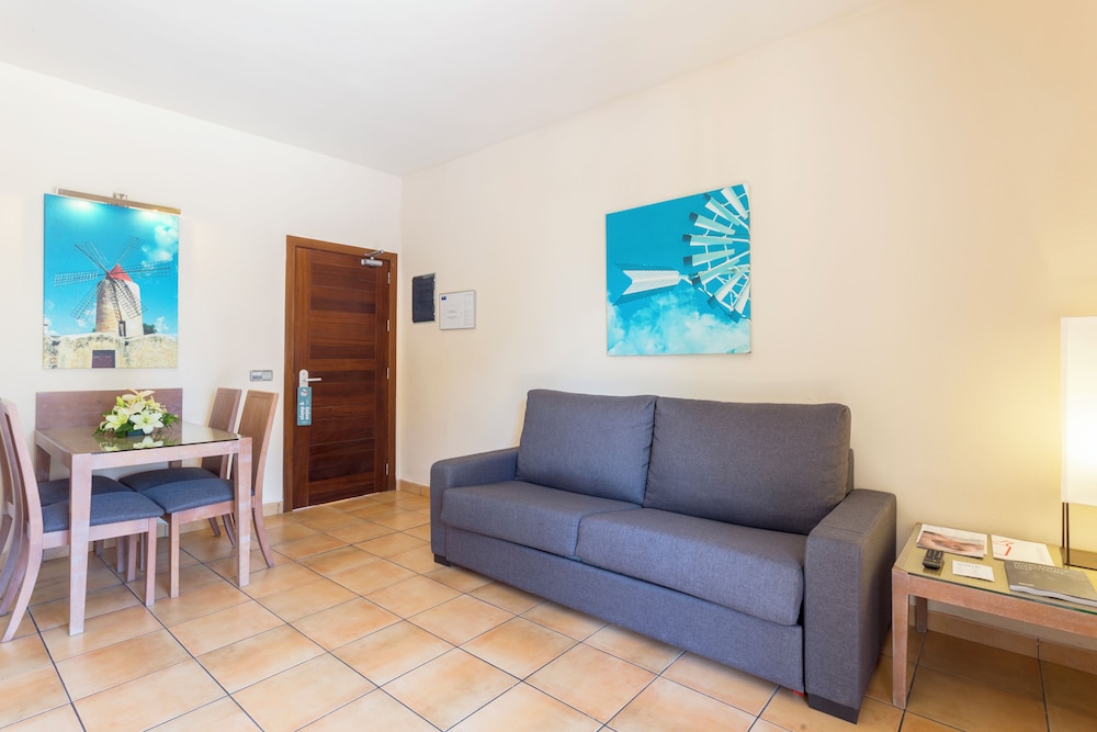 Occidental Playa de Palma — Hotel rooms in Playa de Palma, Balearic Islands