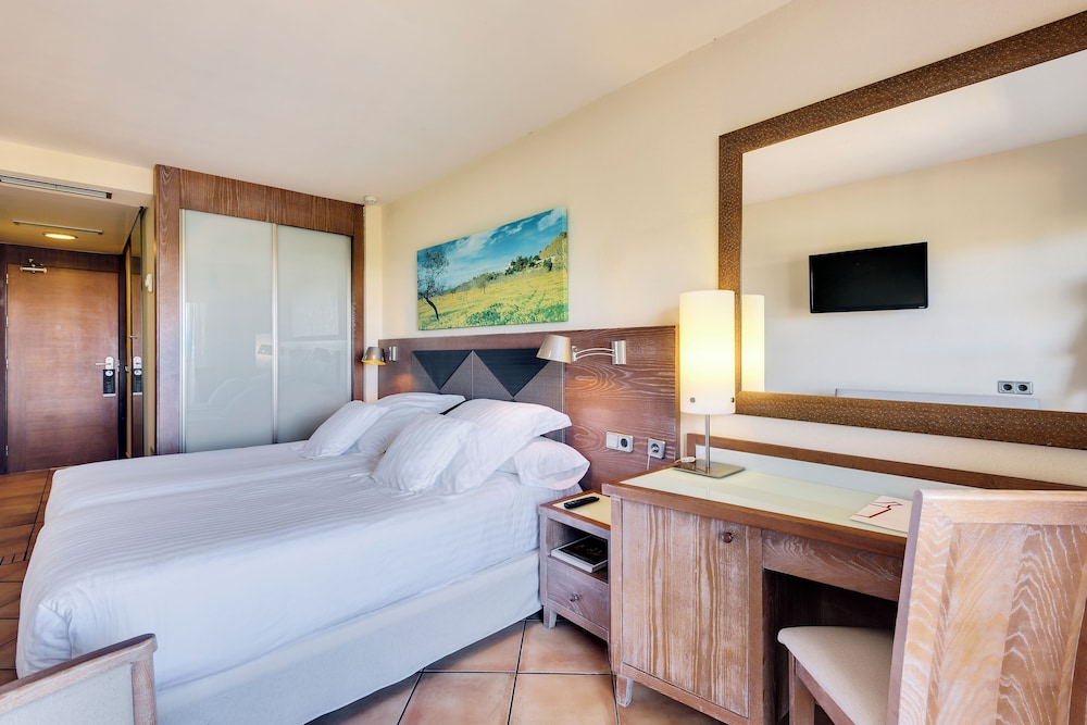 Occidental Playa de Palma — Hotel rooms in Playa de Palma, Balearic Islands