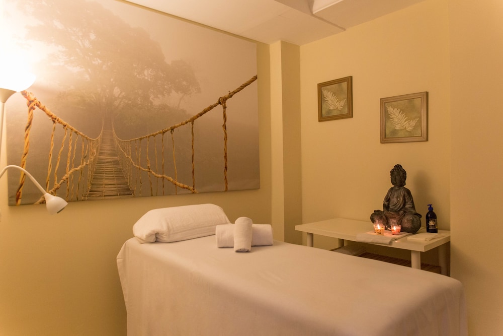 Globales Janeiro — Spa in Can Picafort, Balearic Islands