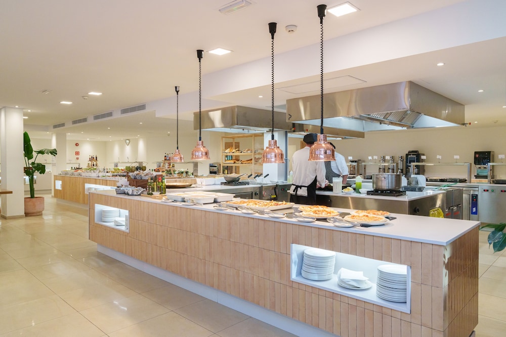 Globales Janeiro — Restaurant & bars in Can Picafort, Balearic Islands