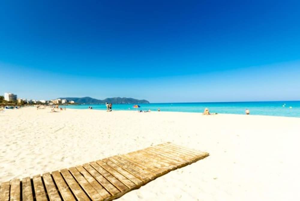 Hotel Morito — Beach in Cala Millor, Balearic Islands