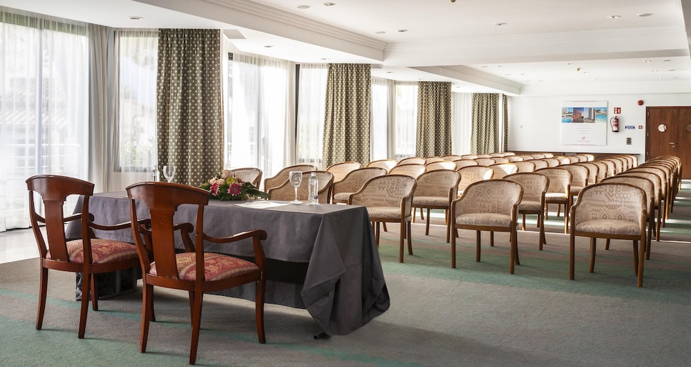 Hotel Serrano Palace — Restaurant & bars in Cala Ratjada, Balearic Islands
