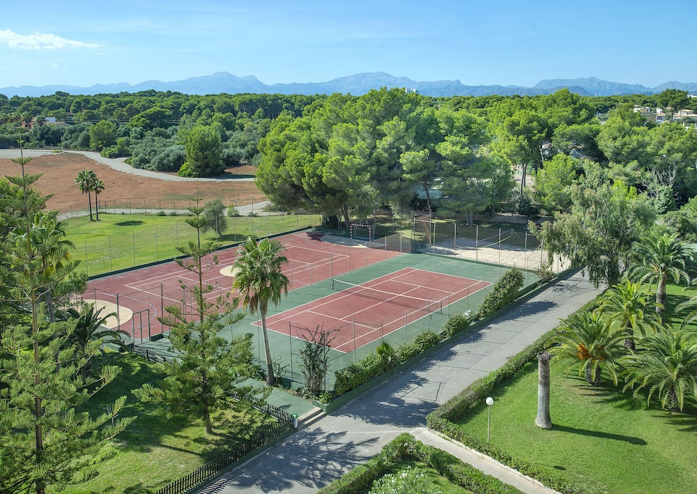 Hotel Exagon Park — Sports & recreation in Can Picafort, Balearic Islands