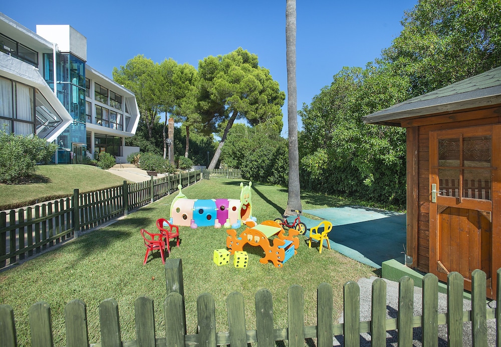 Hotel Exagon Park — Attractions for children in Can Picafort, Balearic Islands