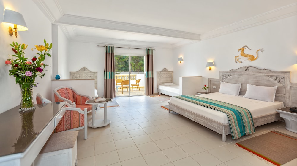Zodiac Hotel — Hotel rooms in Hammamet, Nabeul