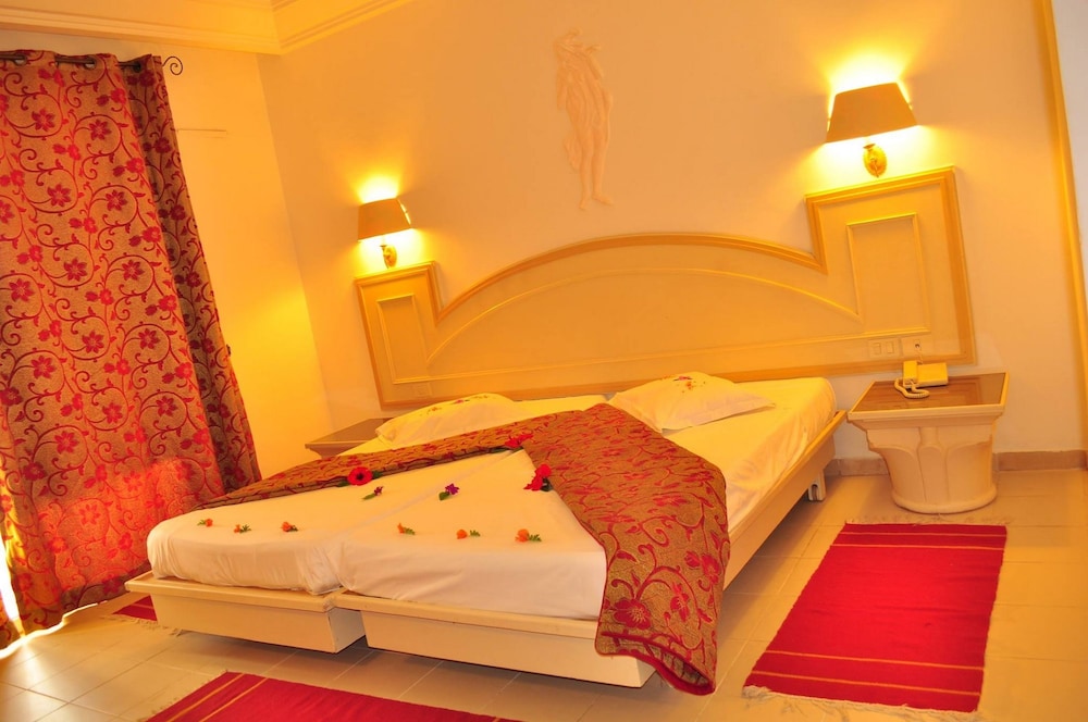 Zodiac Hotel — Hotel rooms in Hammamet, Nabeul