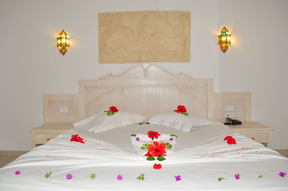 Zodiac Hotel — Hotel rooms in Hammamet, Nabeul