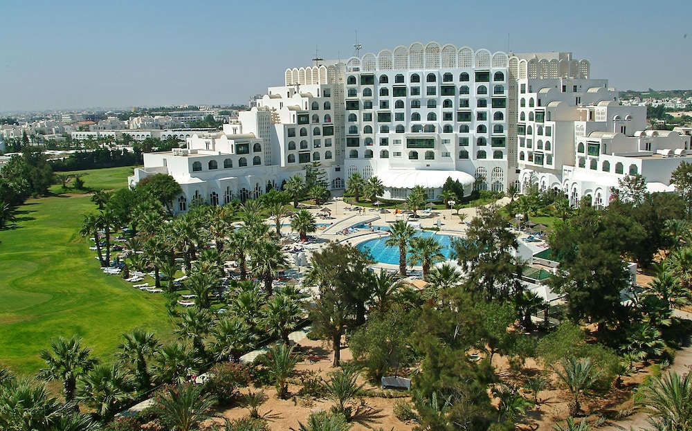 Marhaba Palace — Hotel building in Port El Kantaoui