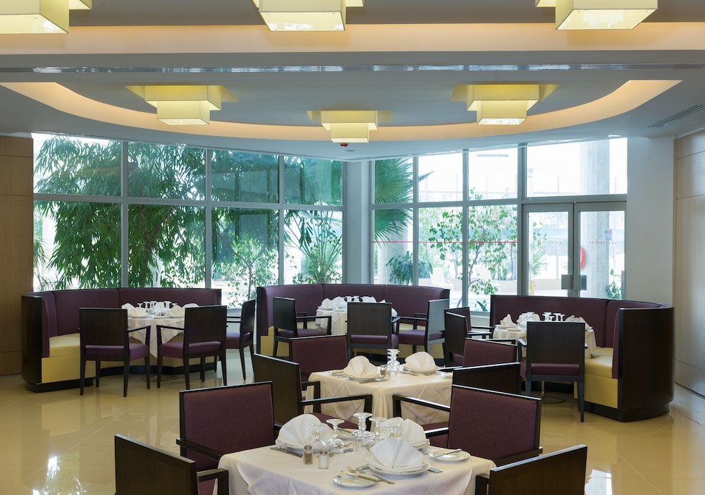 Marhaba Palace — Restaurant & bars in Port El Kantaoui