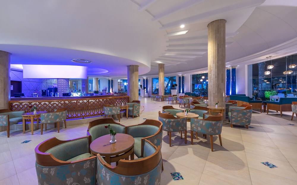 Marhaba Palace — Restaurant & bars in Port El Kantaoui