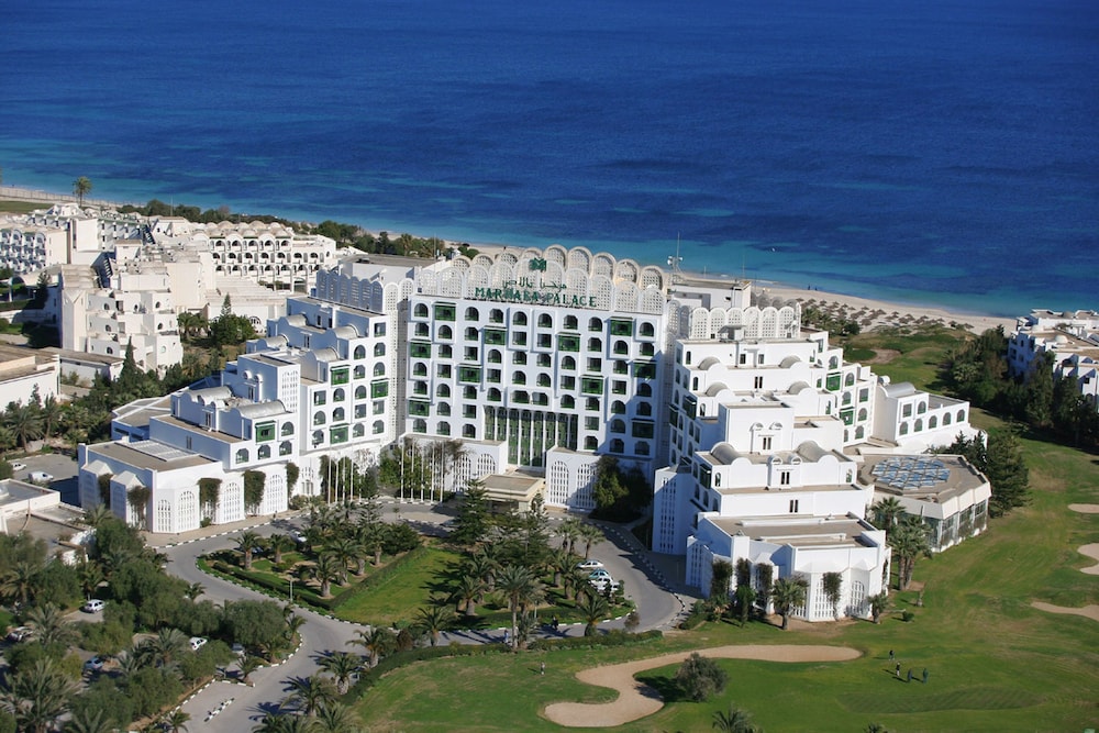 Marhaba Palace — Hotel building in Port El Kantaoui