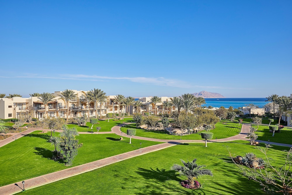 JAZ Belvedere - All Inclusive — Hotel building in Sharm El Sheikh, Red Sea