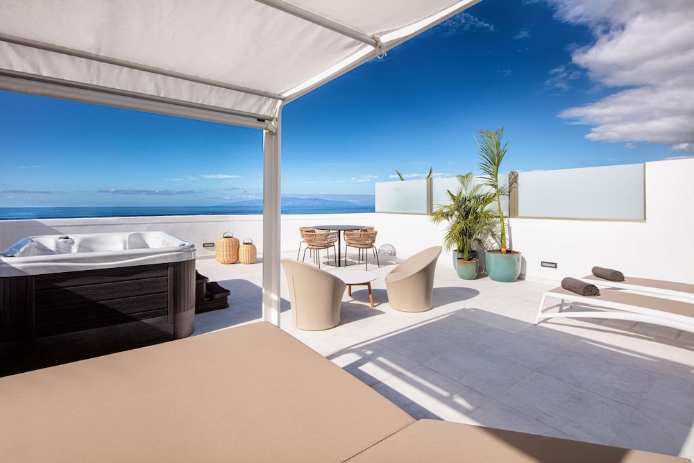 Hotel Princess Inspire Tenerife - Adults Only (+16) — Spa in Costa Adeje, Canary Islands
