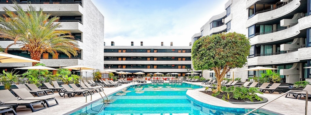 HOVIMA Suites Costa Adeje — Swimming pool in Costa Adeje, Canary Islands