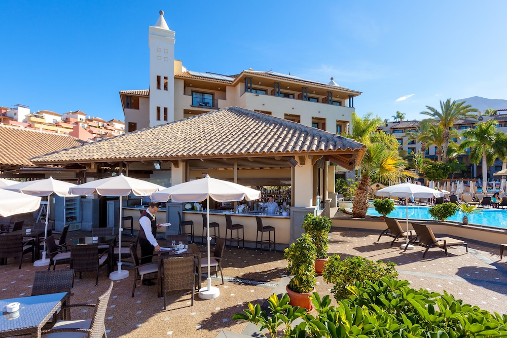GF Gran Costa Adeje — Restaurant & bars in Costa Adeje, Canary Islands