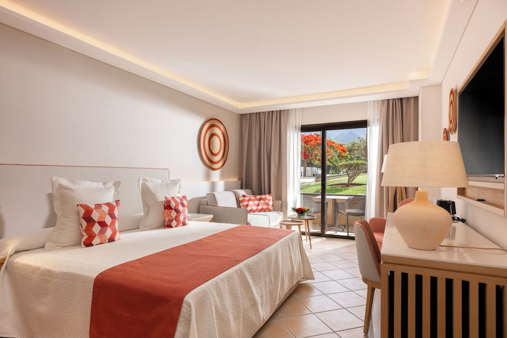 GF Gran Costa Adeje — Hotel rooms in Costa Adeje, Canary Islands