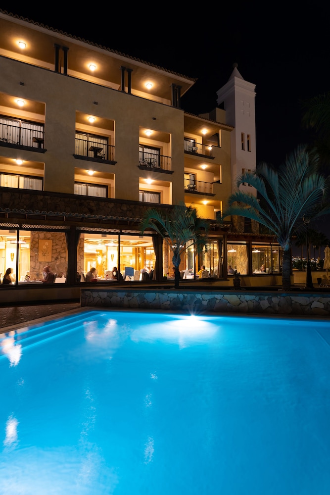 GF Gran Costa Adeje — Hotel building in Costa Adeje, Canary Islands