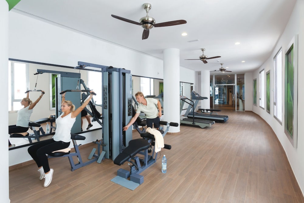 Hotel Riu Palace Tenerife — Sports & recreation in Costa Adeje, Canary Islands