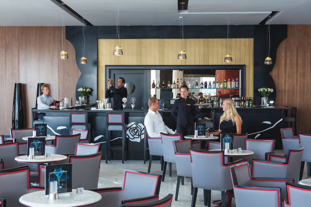 Hotel Riu Palace Tenerife — Restaurant & bars in Costa Adeje, Canary Islands