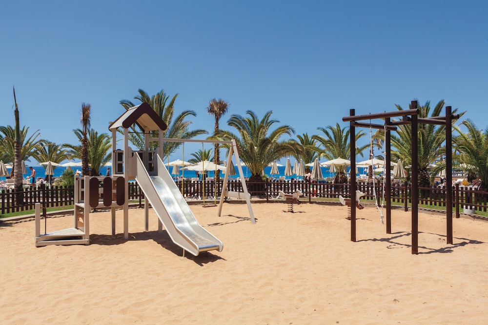 Hotel Riu Palace Tenerife — Attractions for children in Costa Adeje, Canary Islands