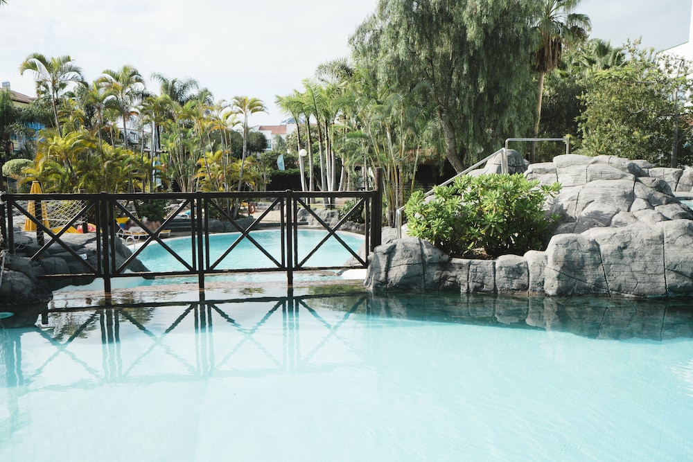 Park Club Europe - All Inclusive — Swimming pool in Playa de las Americas, Canary Islands