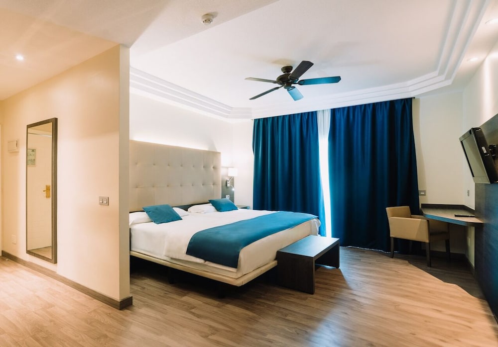 Park Club Europe - All Inclusive — Hotel rooms in Playa de las Americas, Canary Islands