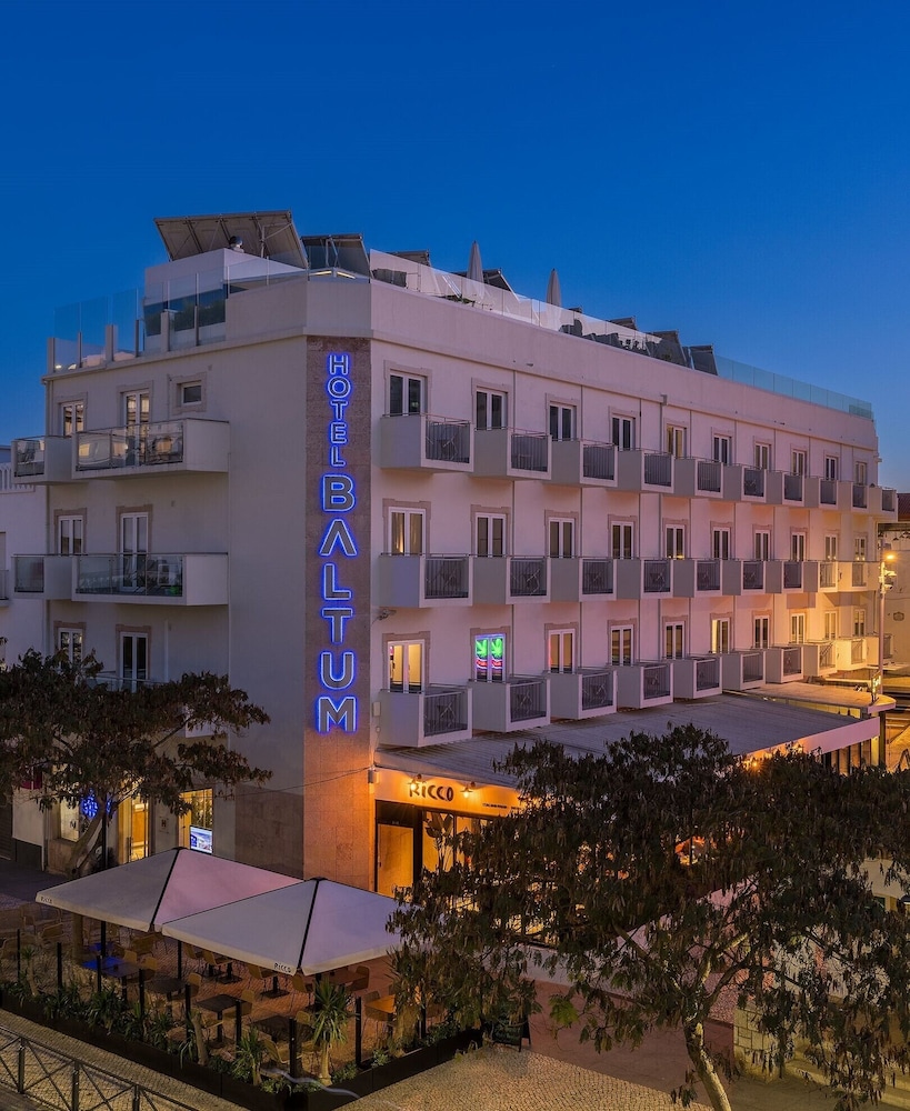 Hotel Baltum — Hotel building in Albufeira, Faro