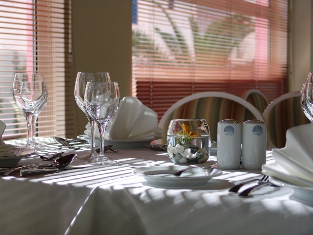 Hotel Quarteirasol — Restaurant & bars in Quarteira, Faro