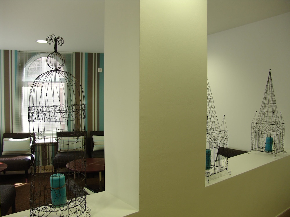 Hotel Quarteirasol — Hotel rooms in Quarteira, Faro