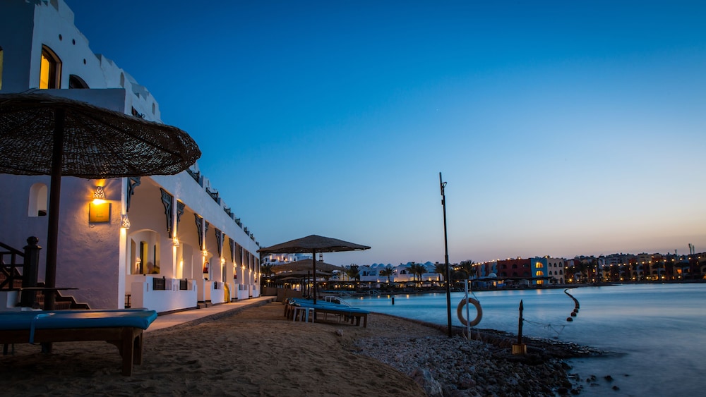 Arabella Azur Resort - All Inclusive — Beach in Hurghada, Red Sea
