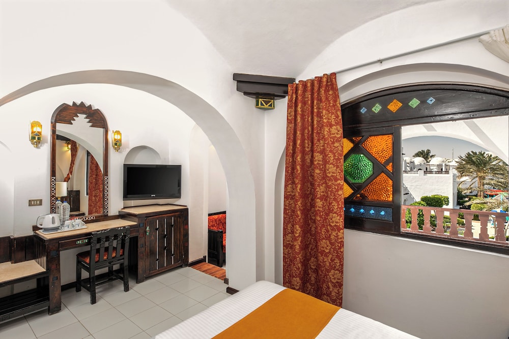 Arabella Azur Resort - All Inclusive — Hotel rooms in Hurghada, Red Sea