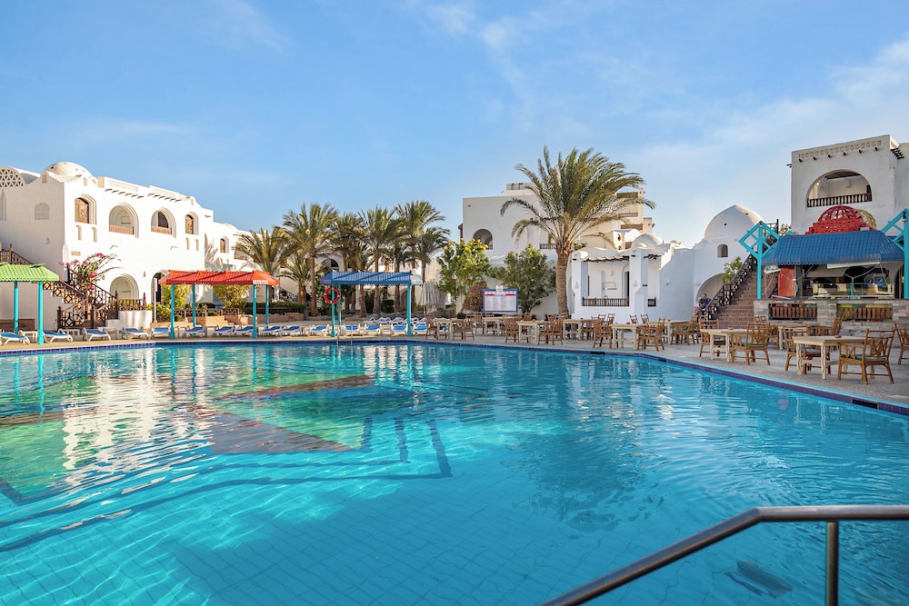 Arabella Azur Resort - All Inclusive — Swimming pool in Hurghada, Red Sea