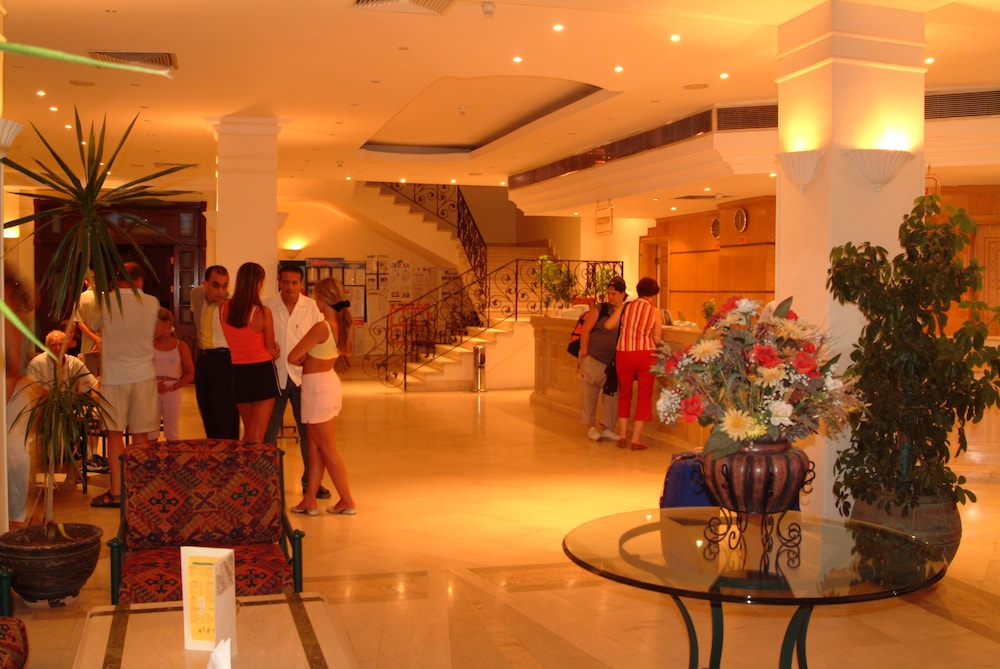 Bella Vista Resort Hurghada - All Inclusive — Hotel building in Hurghada, Red Sea