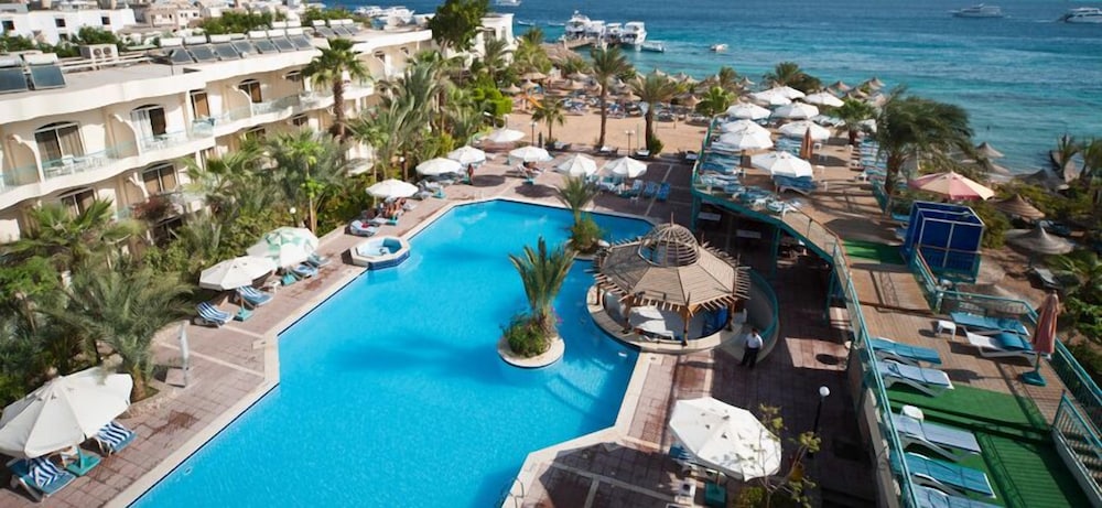 Bella Vista Resort Hurghada - All Inclusive — Swimming pool in Hurghada, Red Sea