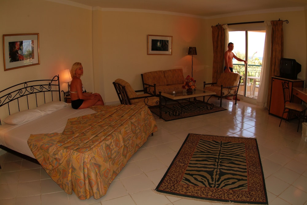 Bella Vista Resort Hurghada - All Inclusive — Hotel rooms in Hurghada, Red Sea