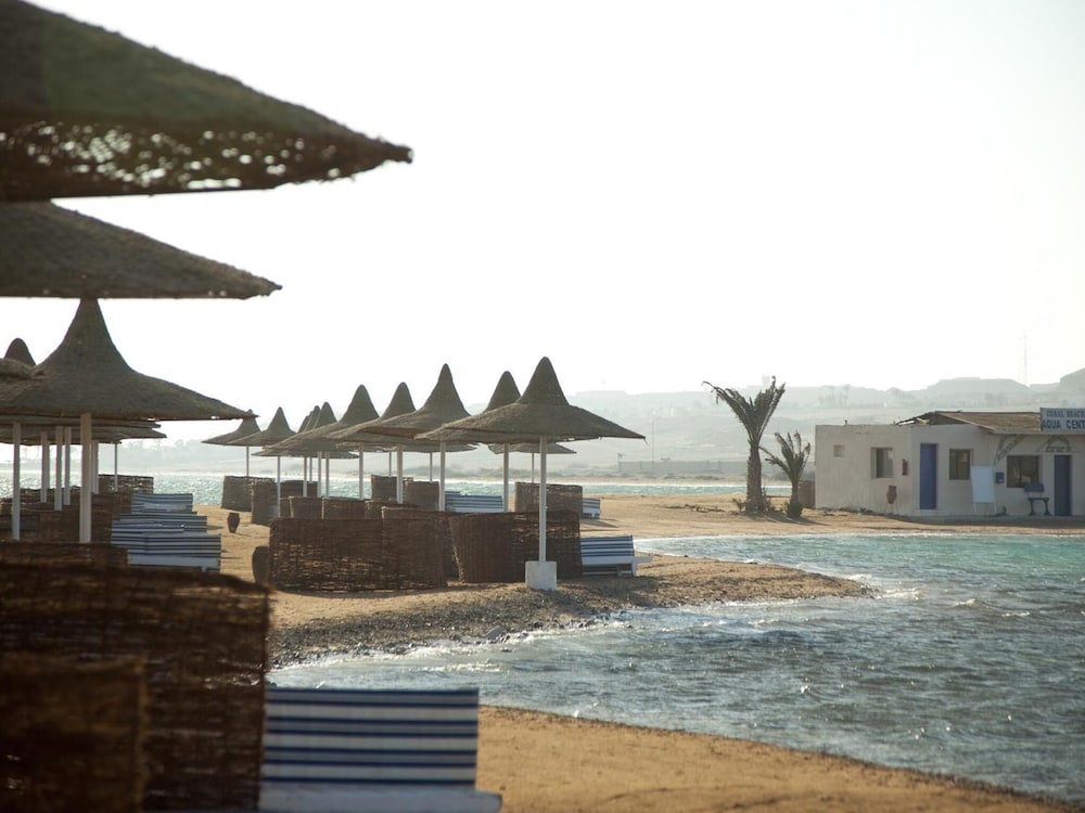Hurghada Coral Beach Hotel — Beach in Hurghada, Red Sea