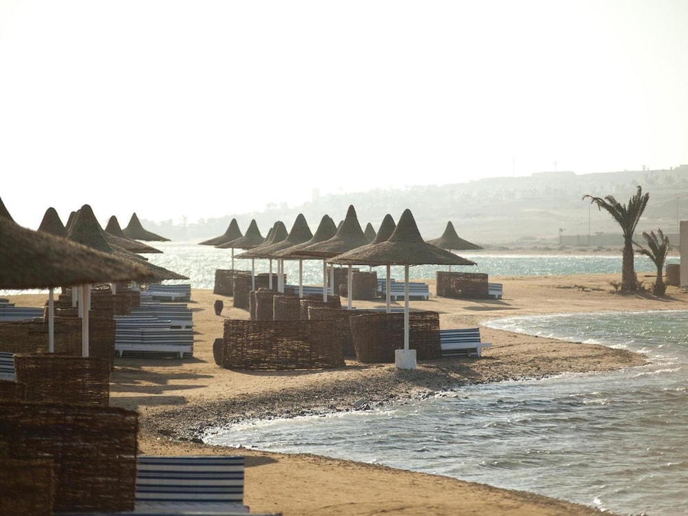 Hurghada Coral Beach Hotel — Beach in Hurghada, Red Sea