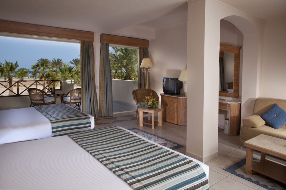 Hurghada Coral Beach Hotel — Hotel rooms in Hurghada, Red Sea