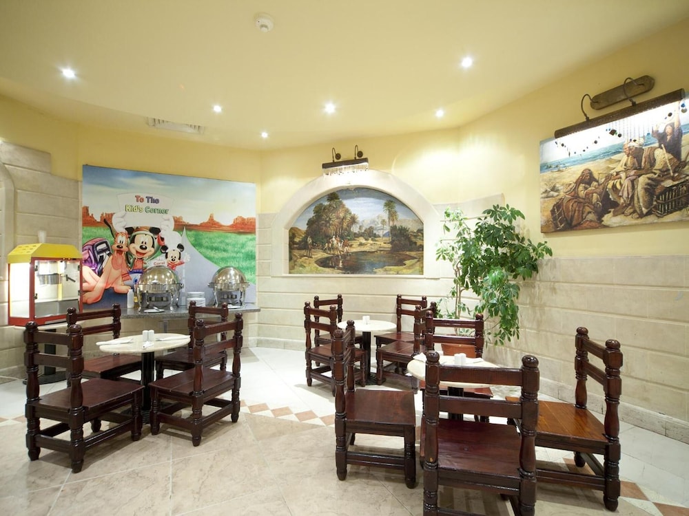 Hurghada Coral Beach Hotel — Restaurant & bars in Hurghada, Red Sea