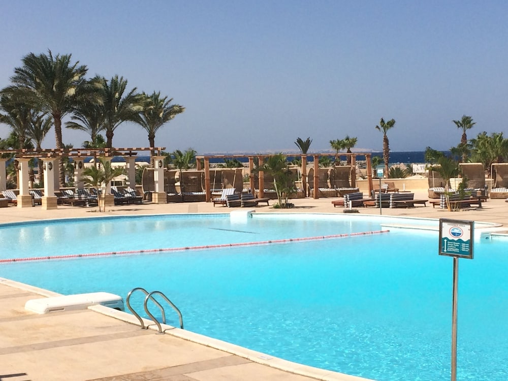 Hurghada Coral Beach Hotel — Main photo in Hurghada, Red Sea