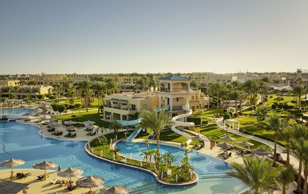 Coral sea Holiday Resort & Aqua park