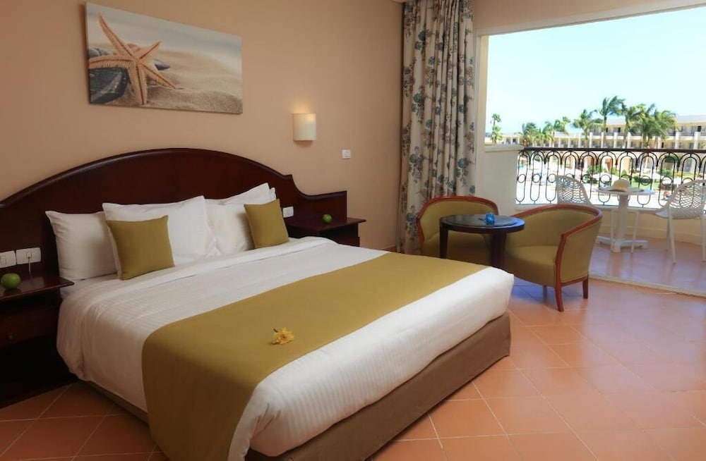 JAZ Elite Makadi — Hotel rooms in Makadi Bay, Red Sea