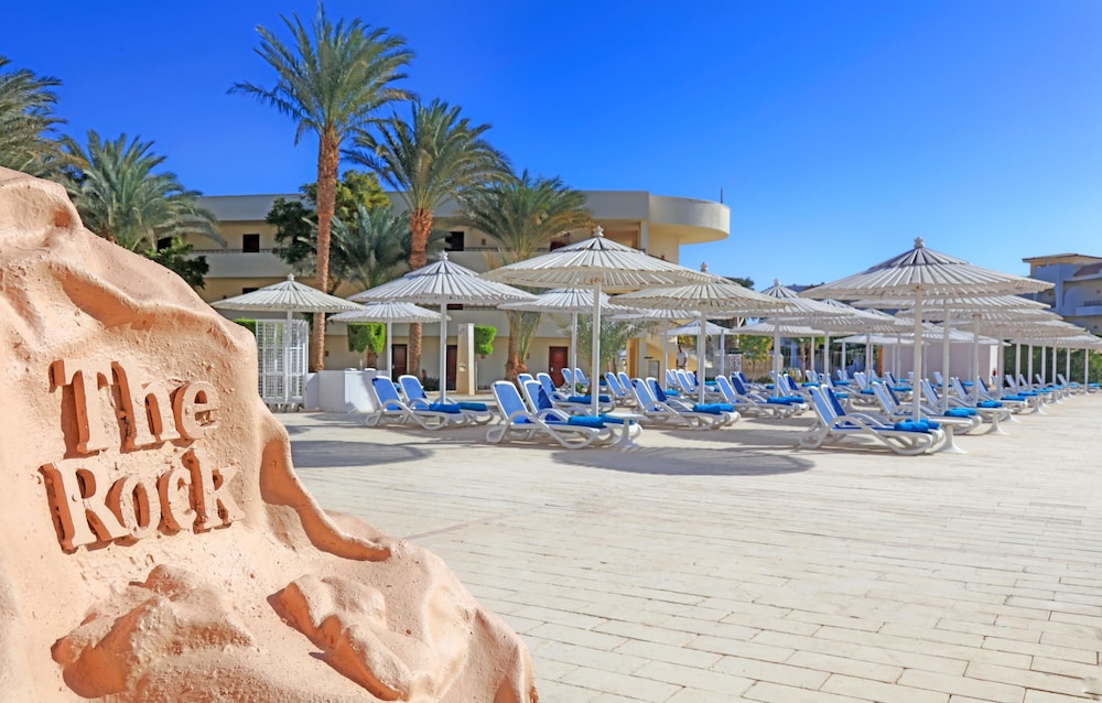 JAZ Elite Makadi — Beach in Makadi Bay, Red Sea